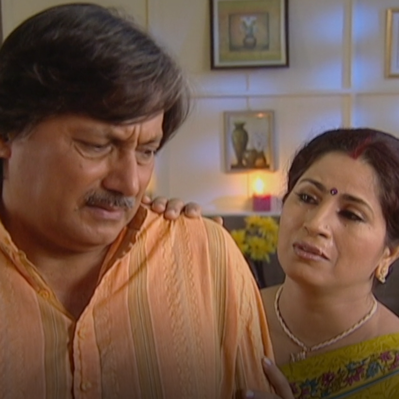 Saloni wakes but she lost all her memory. Will Neil help her to get he