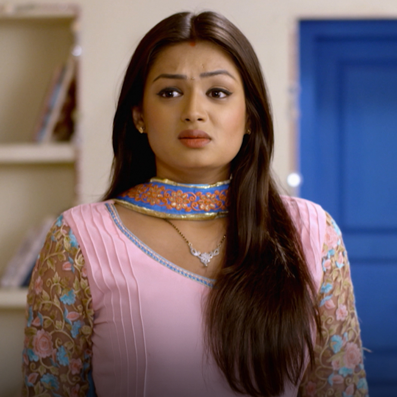 Mehak loses her mind after Ajay and his friends broke into the house