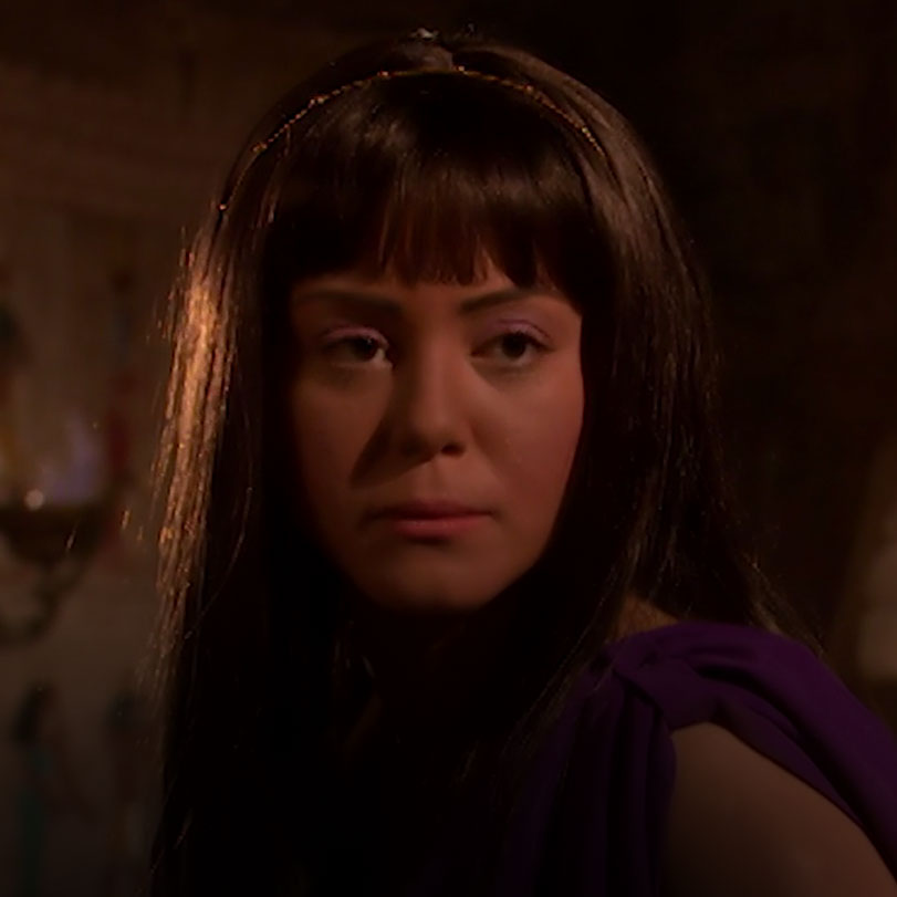 Cleopatra sends the murders of King Byblos' sons with a gentle message