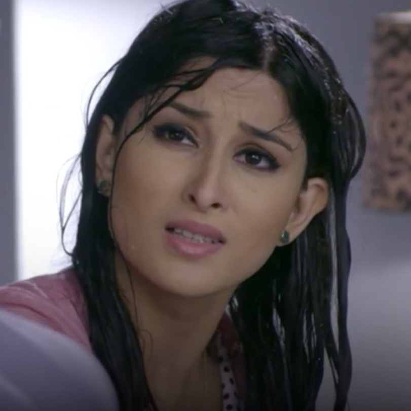 Narin suffocates Puja with water, wants to take revenge and know the t