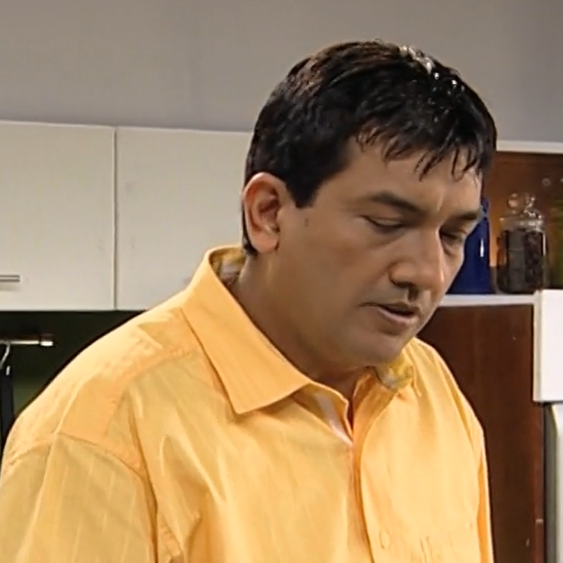 Sanjeev Kapoor gives us Farai to see how it is prepared Watch the epis