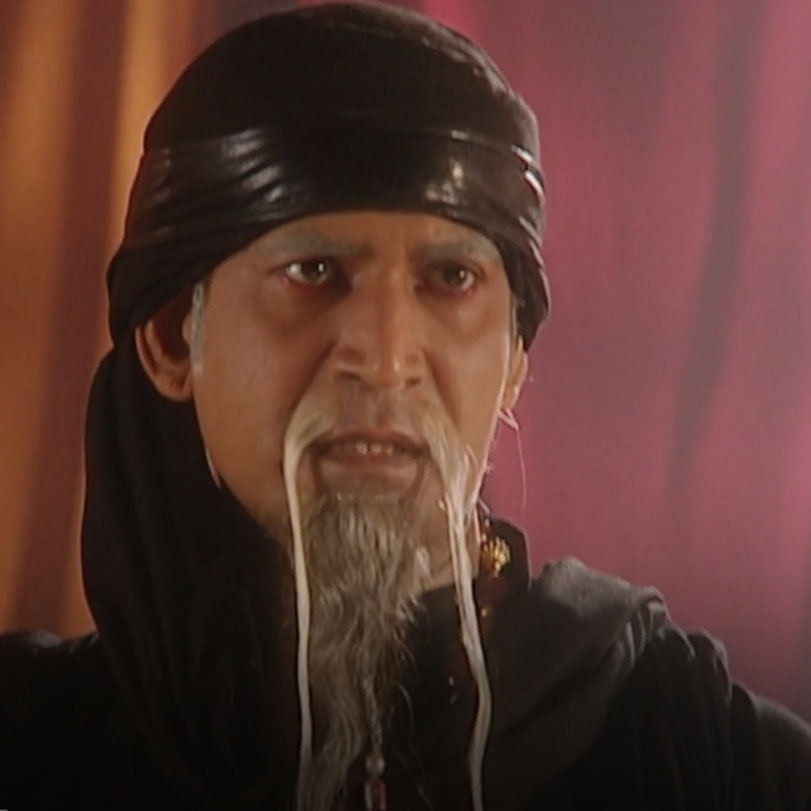 Jafar controls Gene and asks him to kill Aladdin.
