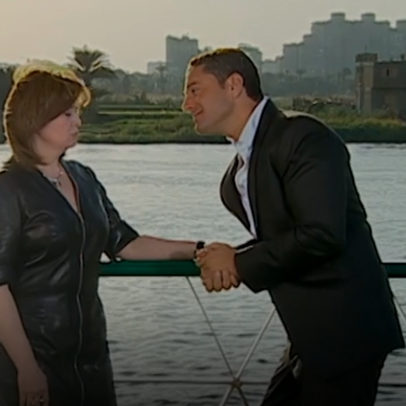 Wafa'a meets with Kamel and opens up to him and asks to marry him, wha