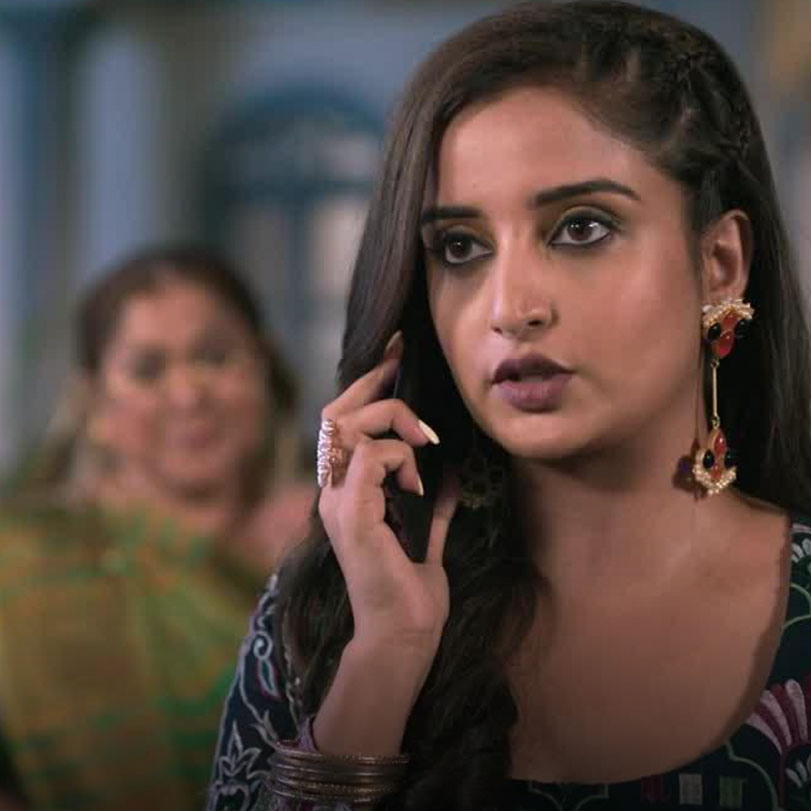 Damni's mother warns against Radha