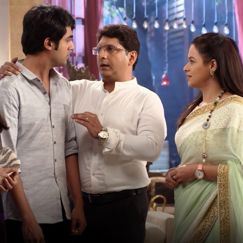 Surbhi is very jealous of Pooja!