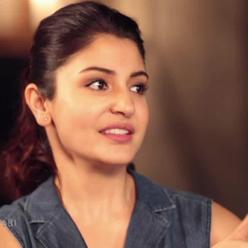 An interview with Indian Anushka Sharma and statements about her lates
