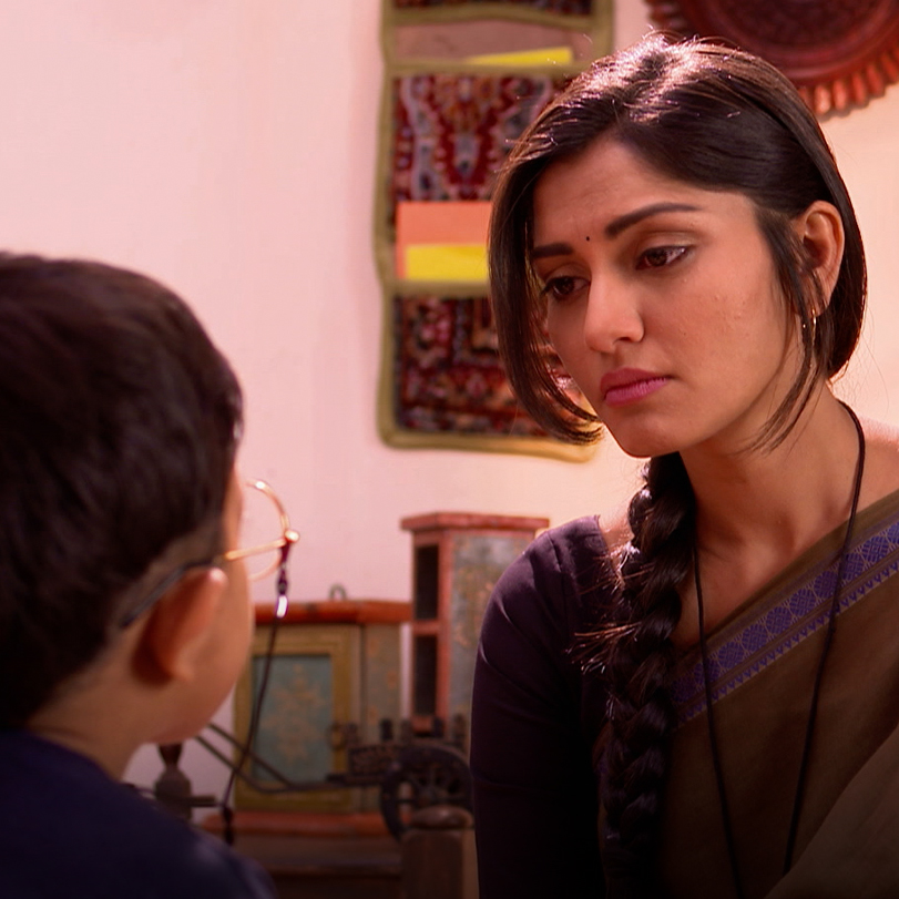 Suman tries her best to offer Veer everything he lacks, and Mittal’s f