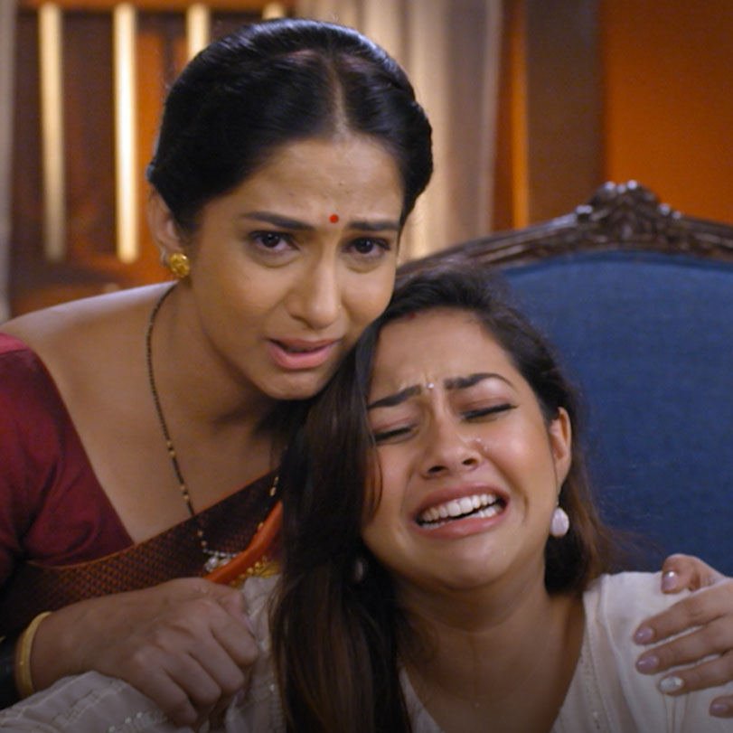 Malhar discovers that Ahir’s boss is the real Madhuri and the person w