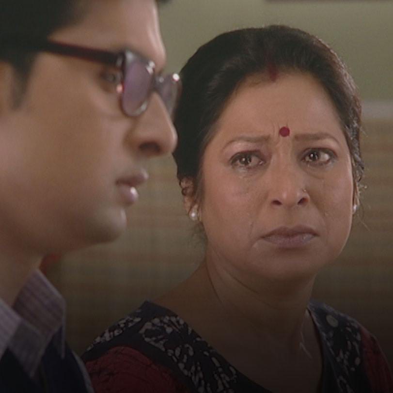 Ovum knows about Neetu’s pregnancy. What will be his reaction?