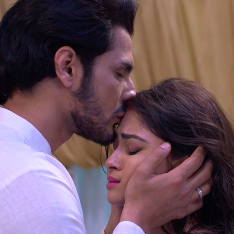 Will Abhi know the truth that Moni is Bragyah ?